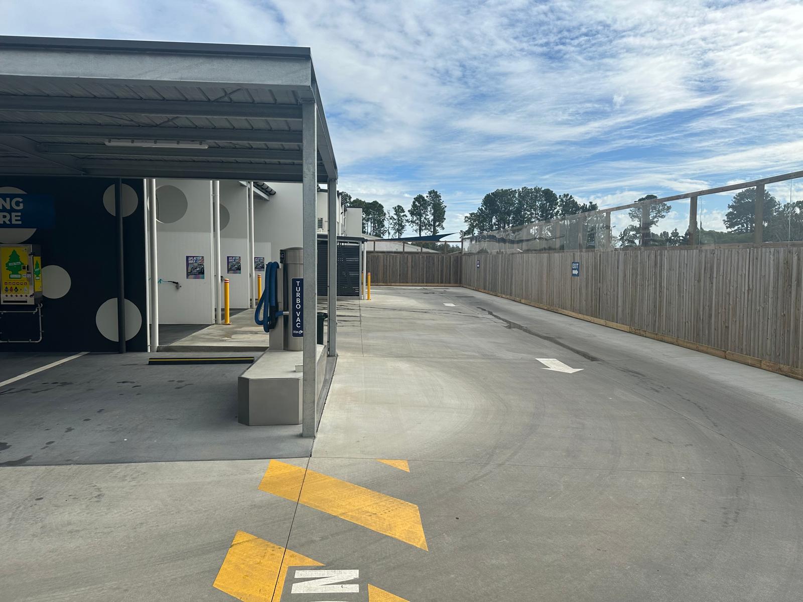 CarWash44-Laundromat atCaboolture (7)