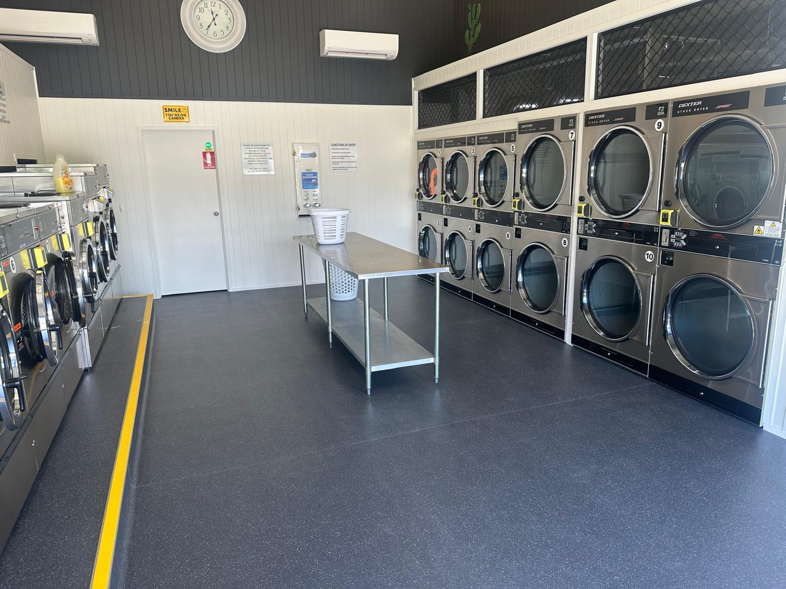 CharliesCarWash-DogWash-Laundromat (1)