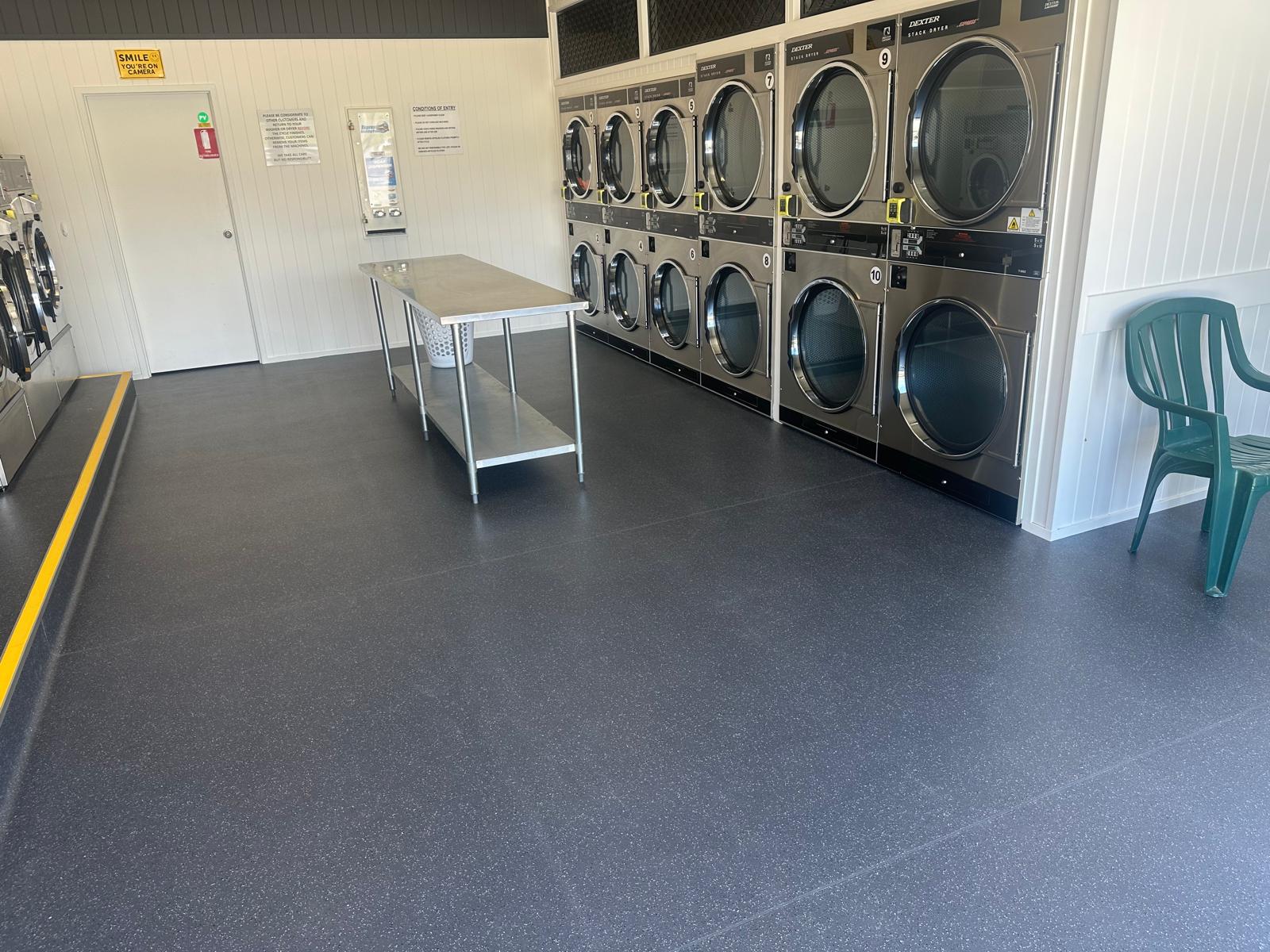 CharliesCarWash-DogWash-Laundromat (7)