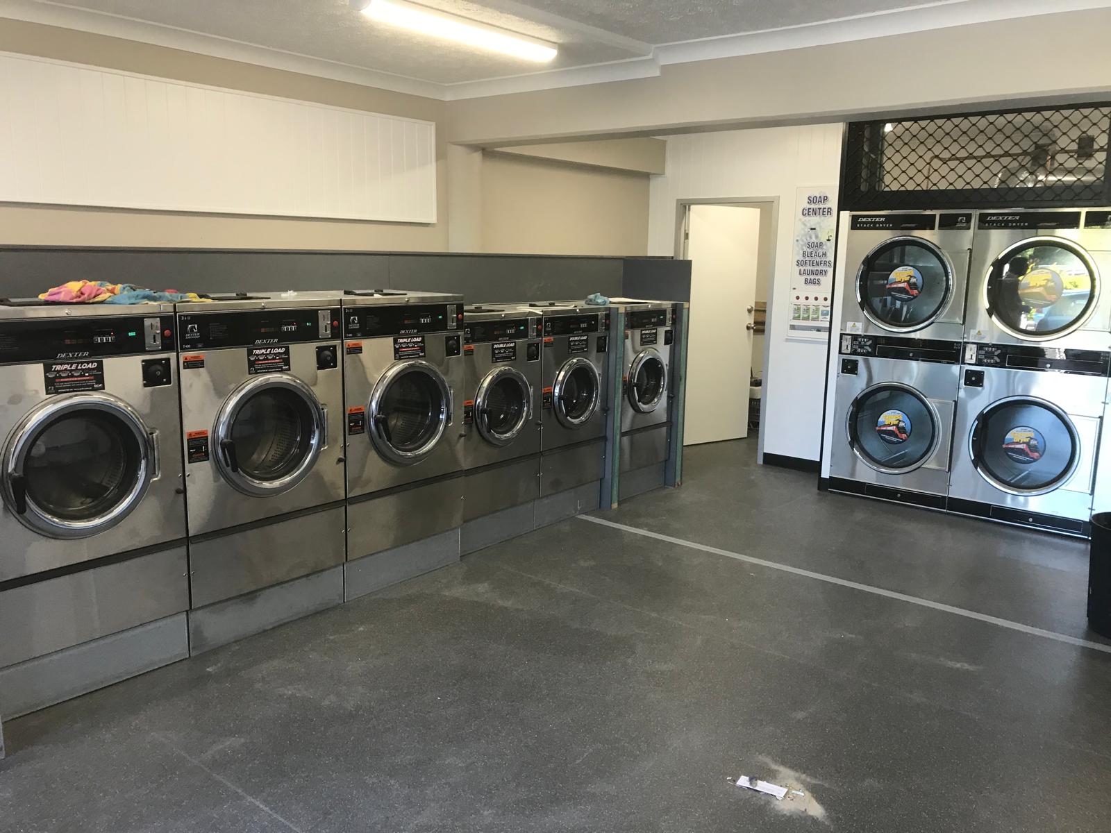 Miami Laundroma (10)