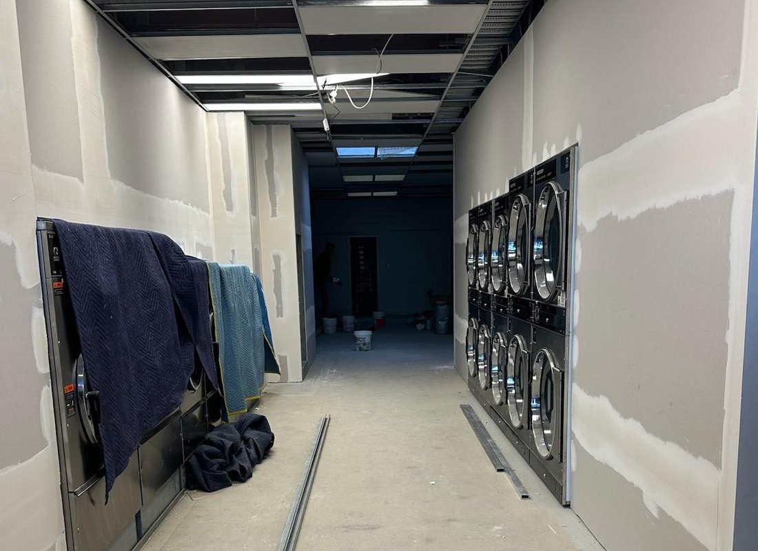 Spin-Sparkle-Laundromat (19)